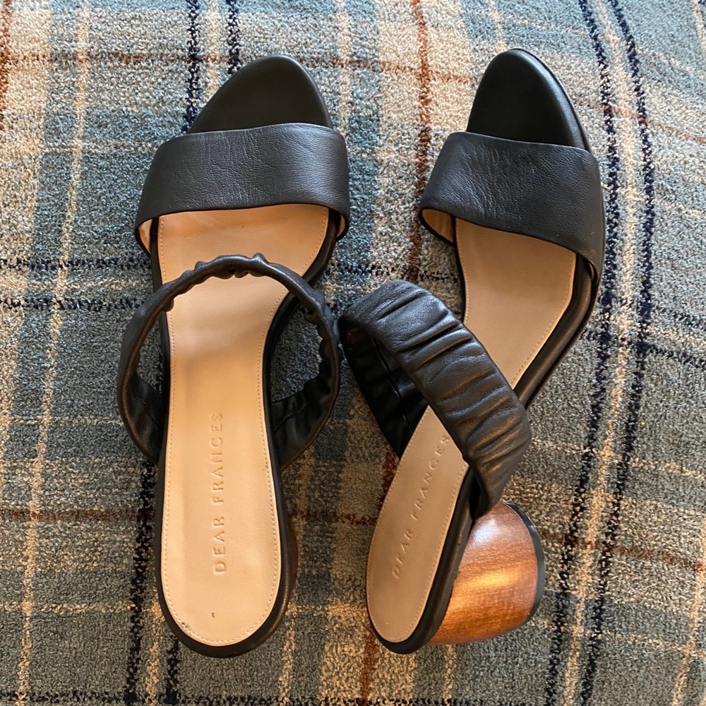 Dear Frances sculptural heel sandal, 38